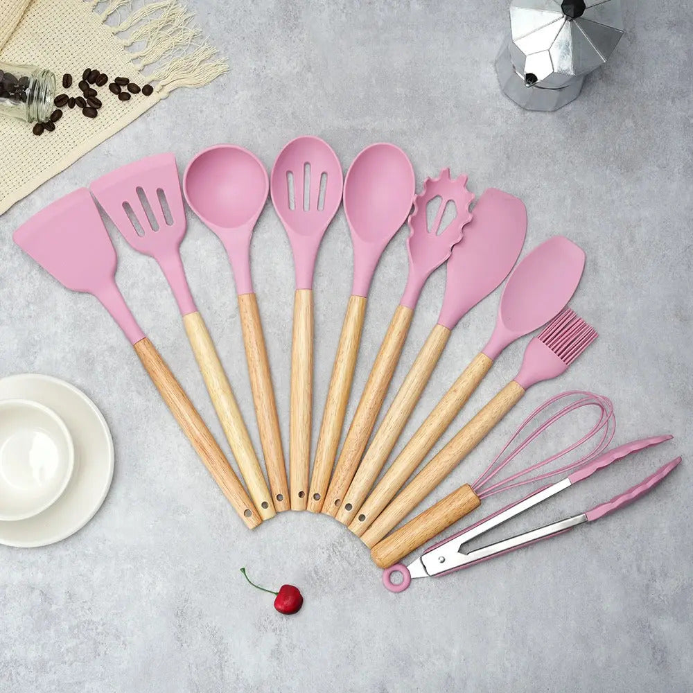 Juego x12 Utensilios de Silicona con Mango de Bambú